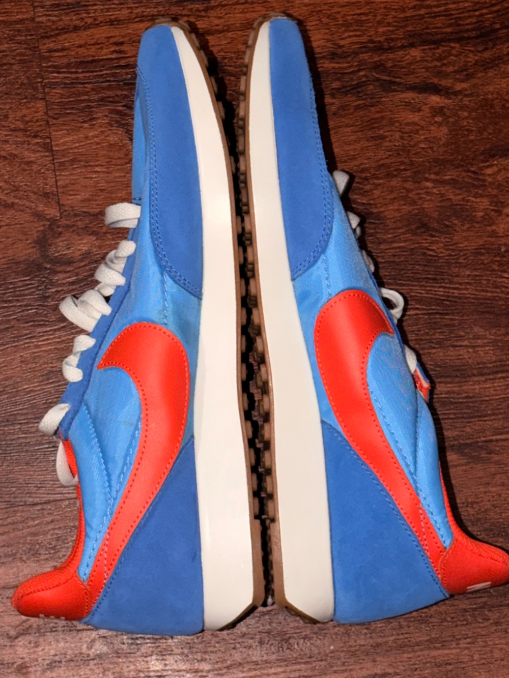 Nike size 11.5 - Picture 9 of 13